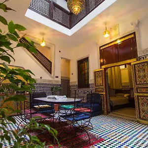 dar-el-mathaf.hotelfesmorocco.com/